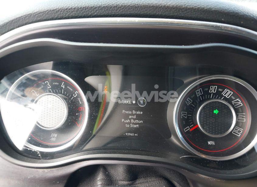 Photo 7 of 2016 Dodge Challenger R/T (VIN 2C3CDZBT5GH176632)