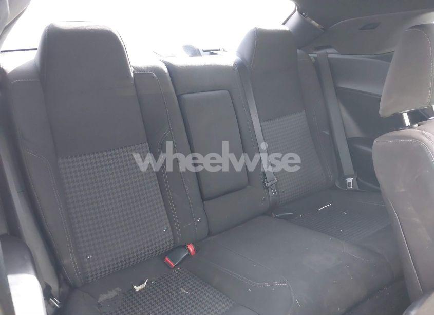 Photo 8 of 2016 Dodge Challenger R/T (VIN 2C3CDZBT5GH176632)