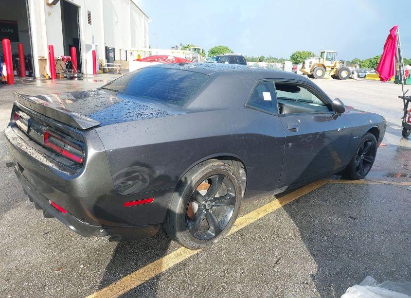 Photo 4 of 2017 Dodge Challenger R/T (VIN 2C3CDZBT5HH659233)