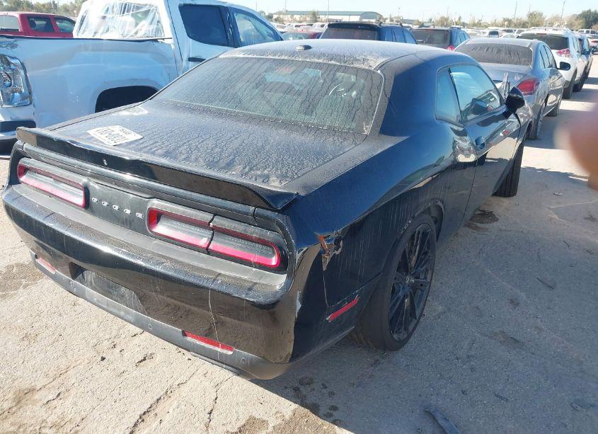 Photo 4 of 2021 Dodge Challenger R/T (VIN 2C3CDZBT5MH593907)