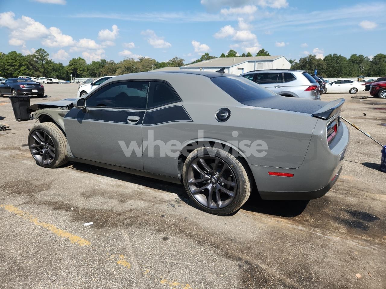 Photo 2 of 2023 DODGE CHALLENGER R/T (VIN 2C3CDZBT5PH668724)