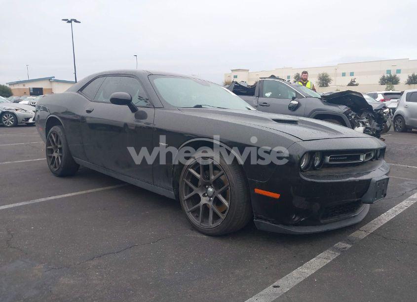 2016 Dodge Challenger R/T (VIN 2C3CDZBT6GH168698) main photo