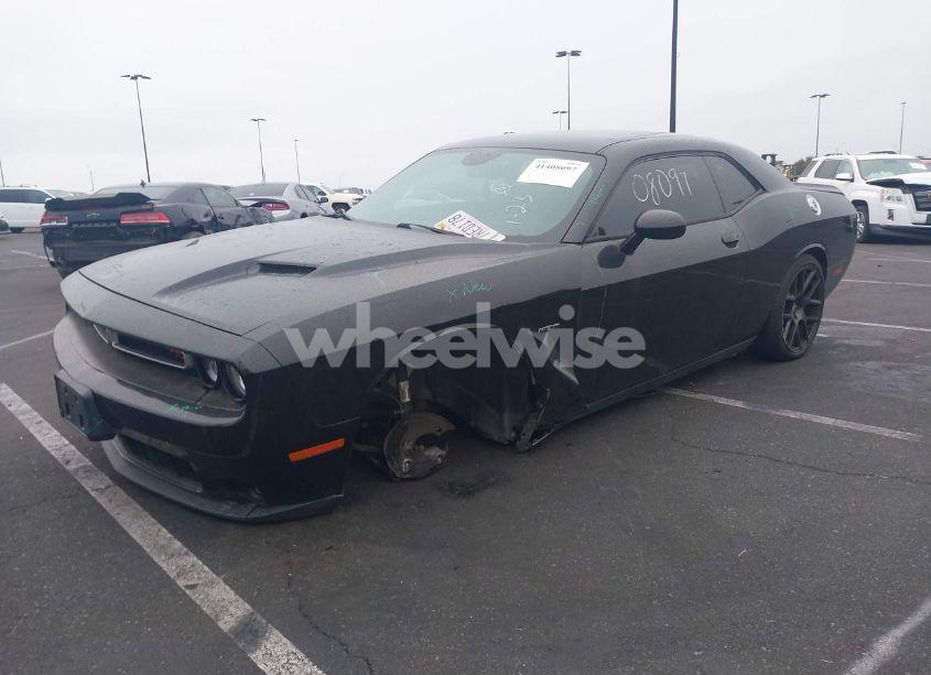 Photo 2 of 2016 Dodge Challenger R/T (VIN 2C3CDZBT6GH168698)