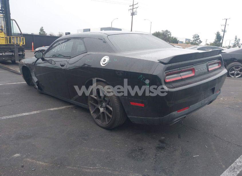 Photo 3 of 2016 Dodge Challenger R/T (VIN 2C3CDZBT6GH168698)