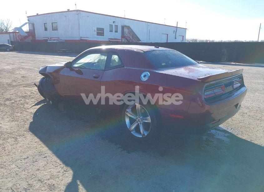 Photo 3 of 2018 Dodge Challenger R/T (VIN 2C3CDZBT6JH212903)