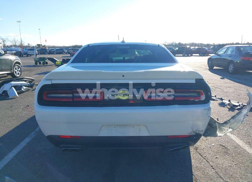 Photo 16 of 2021 Dodge Challenger R/T (VIN 2C3CDZBT6MH571236)