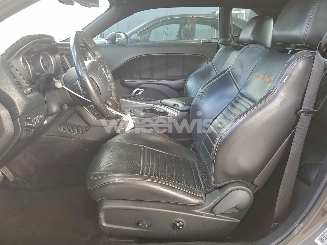 Photo 7 of 2016 DODGE CHALLENGER R/T (VIN 2C3CDZBT7GH309245)