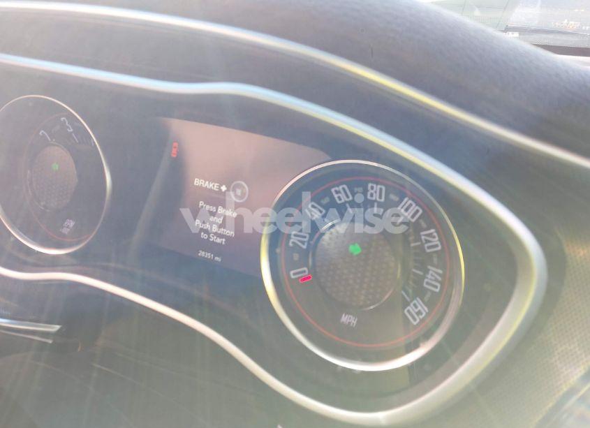 Photo 7 of 2017 Dodge Challenger R/T PLUS (VIN 2C3CDZBT7HH668404)