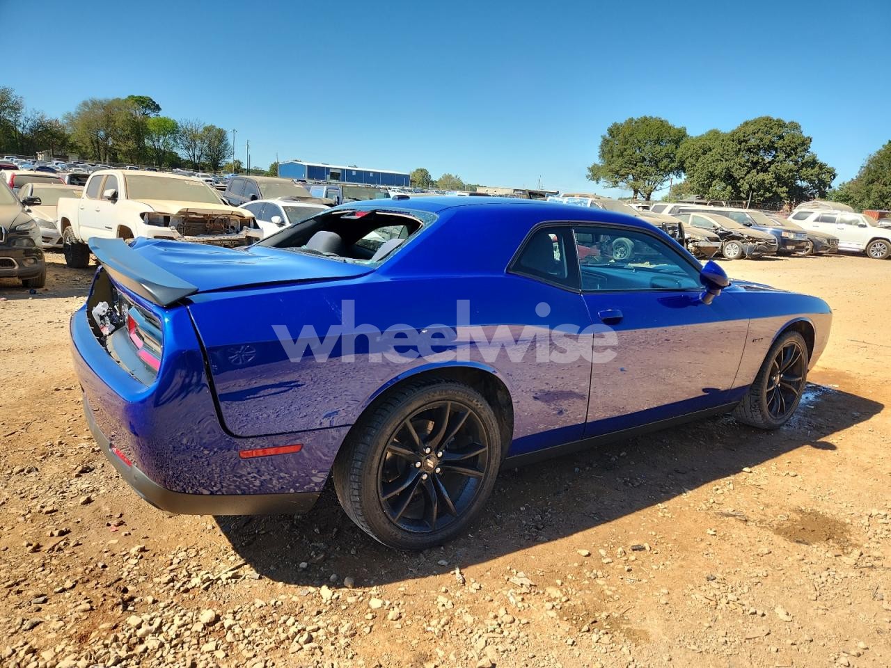 Photo 3 of 2018 DODGE CHALLENGER R/T (VIN 2C3CDZBT7JH178633)