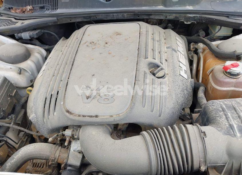 Photo 10 of 2018 Dodge Challenger R/T (VIN 2C3CDZBT7JH204339)