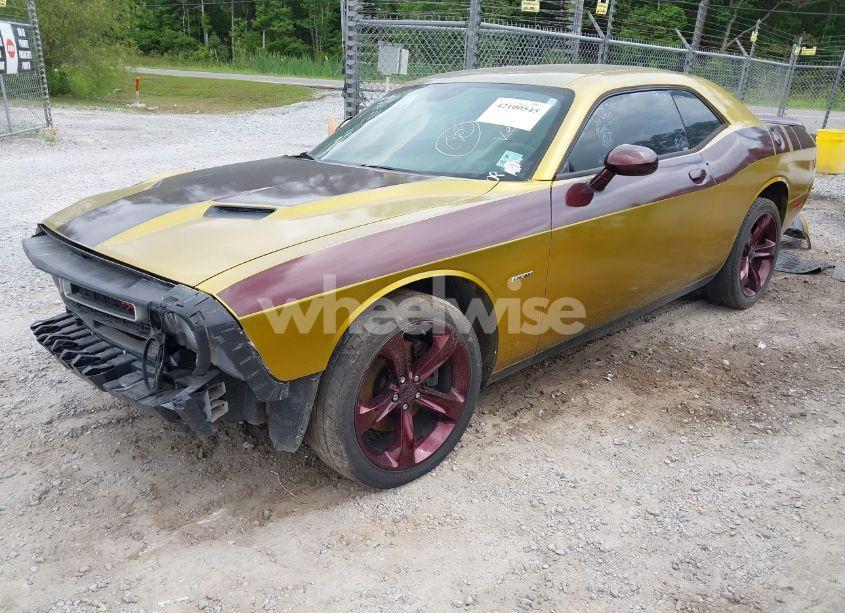 Photo 2 of 2018 Dodge Challenger R/T (VIN 2C3CDZBT7JH204339)
