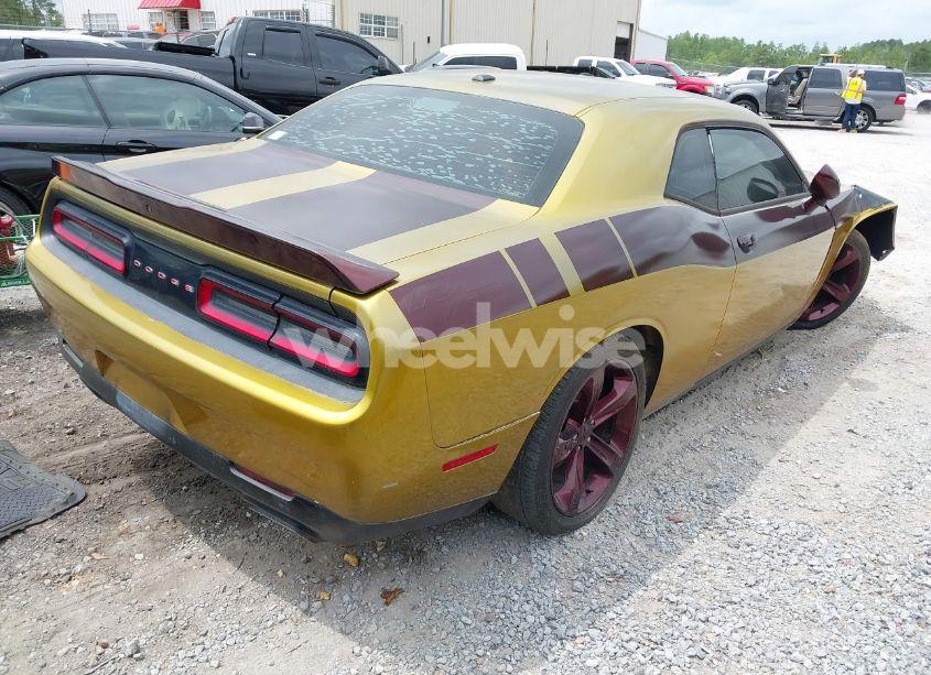 Photo 4 of 2018 Dodge Challenger R/T (VIN 2C3CDZBT7JH204339)