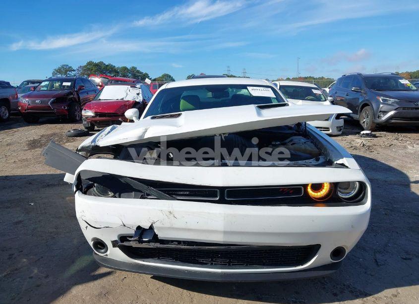 Photo 12 of 2018 Dodge Challenger R/T (VIN 2C3CDZBT7JH271149)