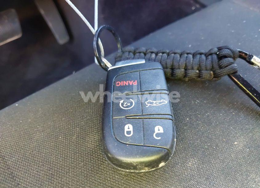 Photo 11 of 2018 Dodge Challenger R/T (VIN 2C3CDZBT7JH271815)