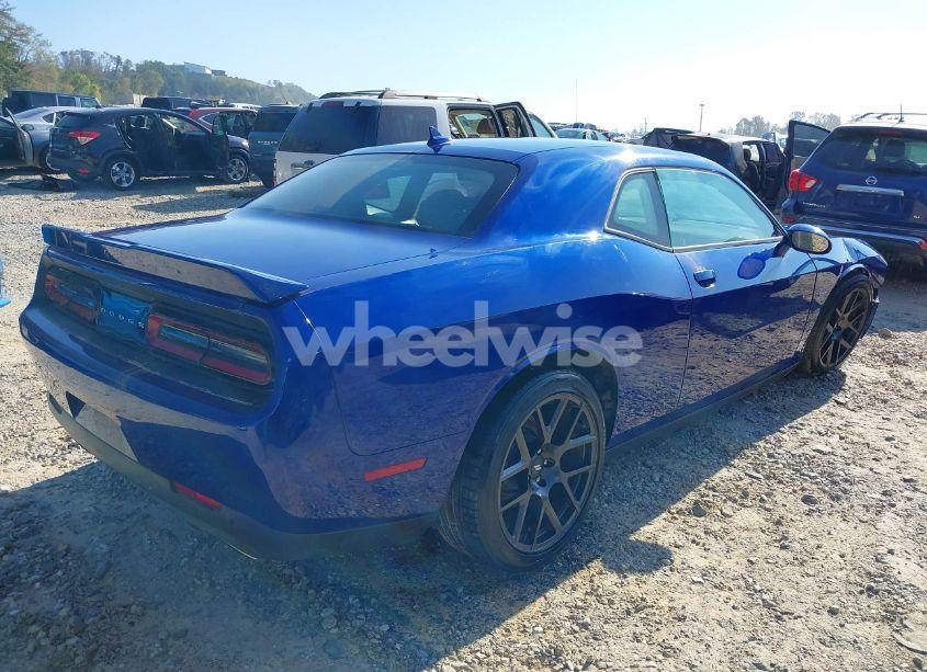 Photo 4 of 2018 Dodge Challenger R/T (VIN 2C3CDZBT7JH271815)