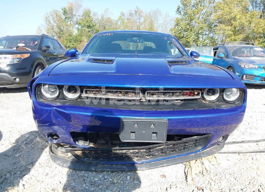 Photo 6 of 2018 Dodge Challenger R/T (VIN 2C3CDZBT7JH271815)