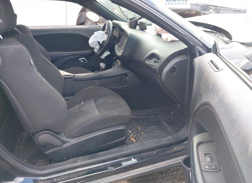 Photo 5 of 2021 Dodge Challenger R/T (VIN 2C3CDZBT7MH551643)