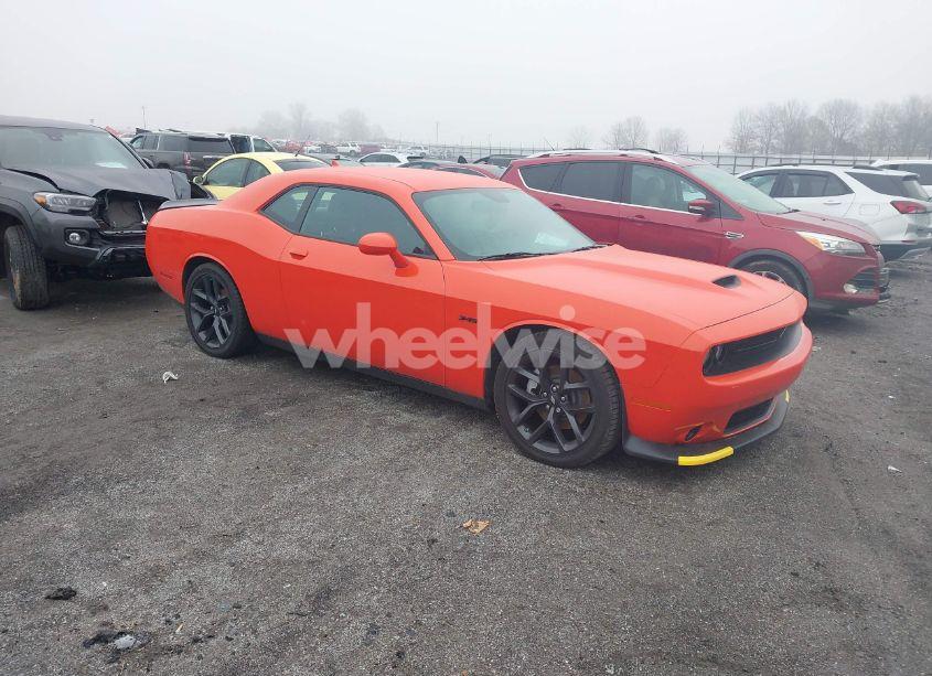 2023 Dodge Challenger R/T (VIN 2C3CDZBT7PH669230) main photo