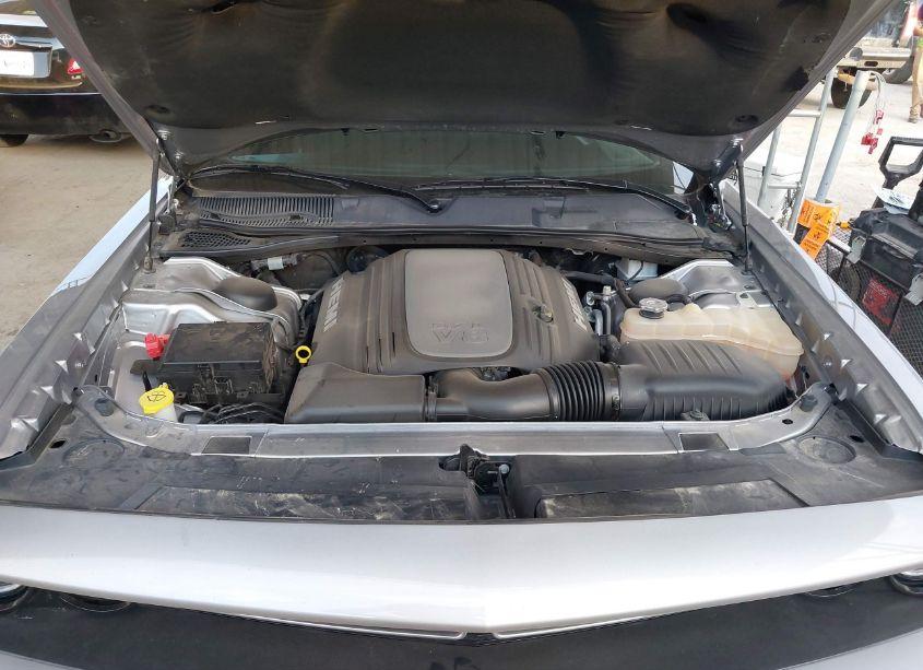 Photo 10 of 2016 Dodge Challenger R/T PLUS (VIN 2C3CDZBT8GH232658)