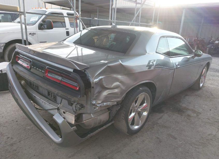 Photo 4 of 2016 Dodge Challenger R/T PLUS (VIN 2C3CDZBT8GH232658)