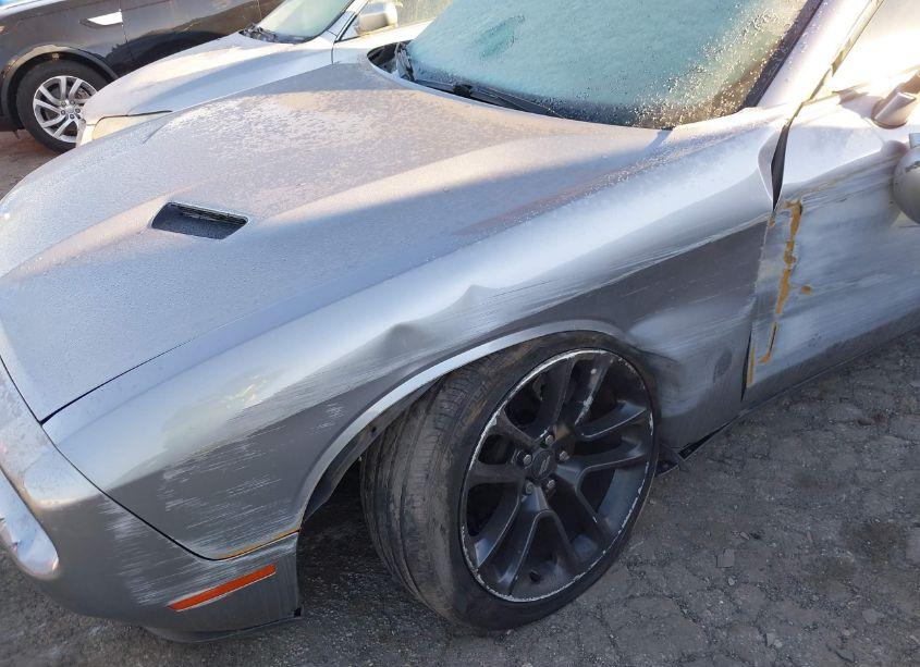 Photo 6 of 2017 Dodge Challenger R/T (VIN 2C3CDZBT8HH555061)