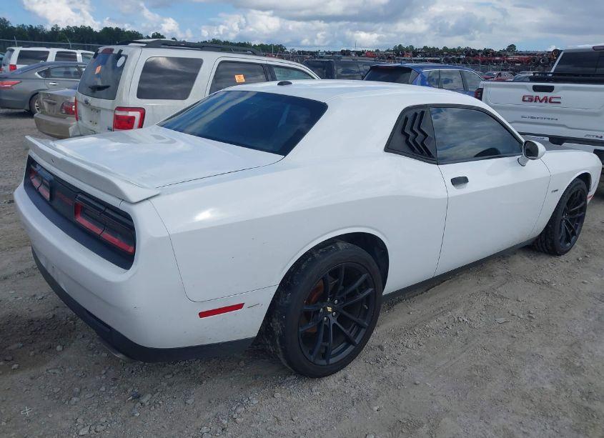 Photo 4 of 2018 Dodge Challenger R/T (VIN 2C3CDZBT8JH332959)