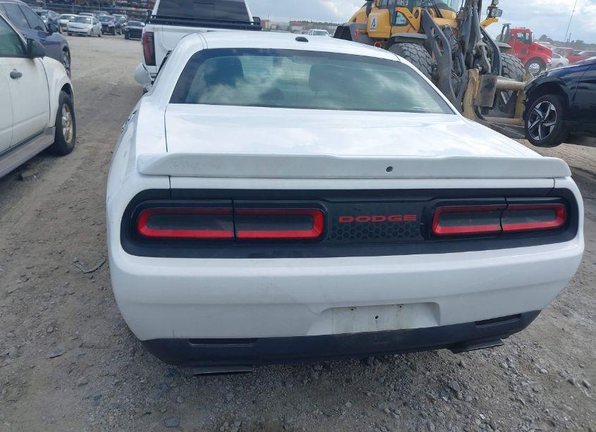 Photo 6 of 2018 Dodge Challenger R/T (VIN 2C3CDZBT8JH332959)