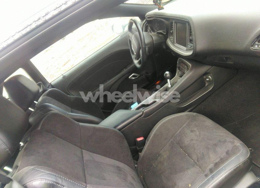 Photo 5 of 2021 Dodge Challenger R/T (VIN 2C3CDZBT8MH564773)