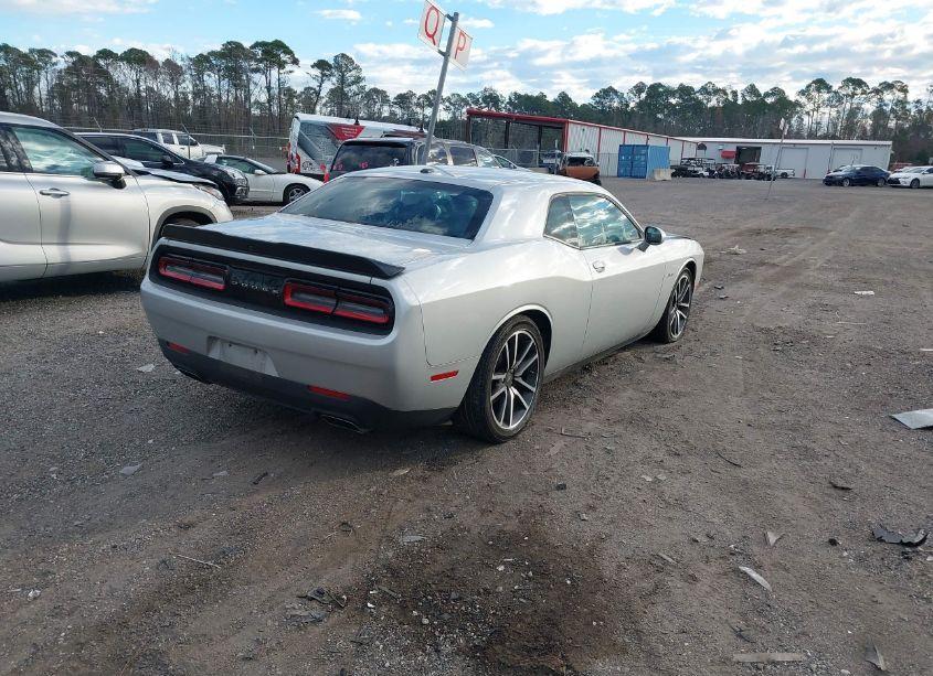 Photo 4 of 2023 Dodge Challenger R/T (VIN 2C3CDZBT8PH570464)
