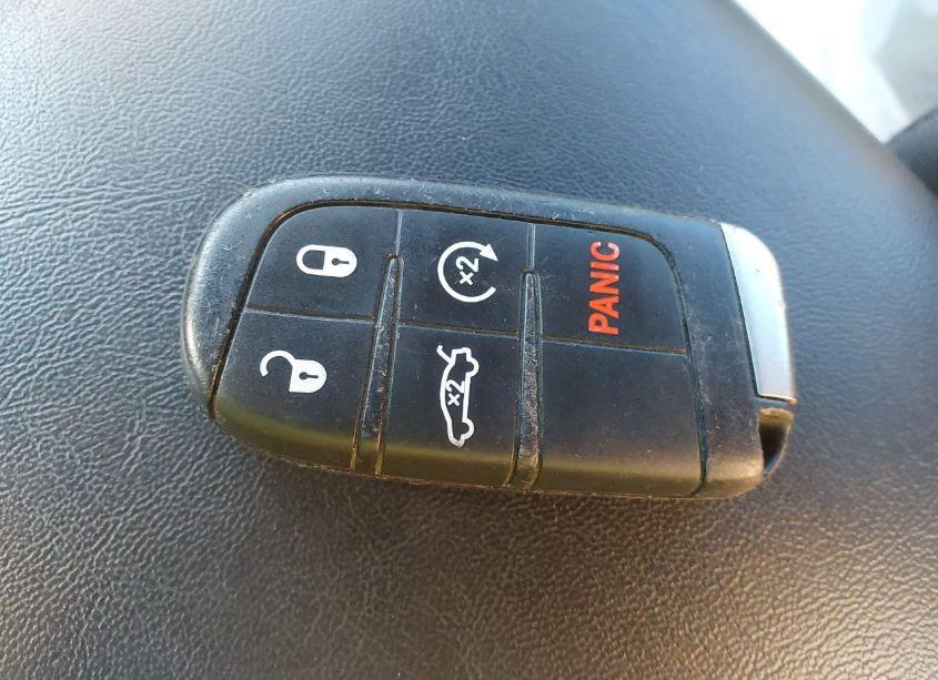 Photo 11 of 2016 Dodge Challenger R/T (VIN 2C3CDZBT9GH114439)