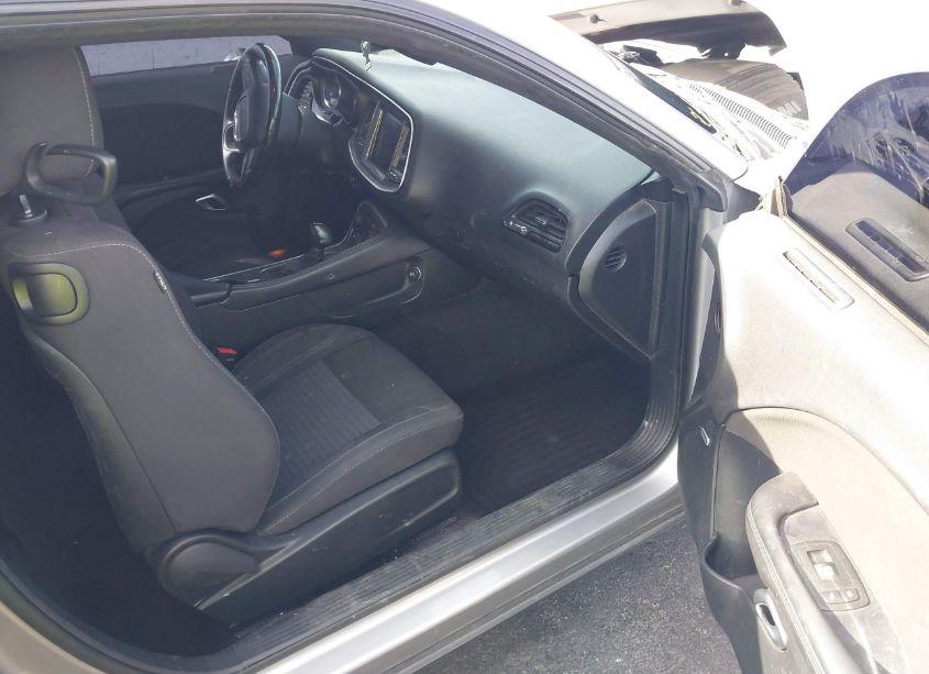 Photo 5 of 2017 Dodge Challenger R/T (VIN 2C3CDZBT9HH531268)