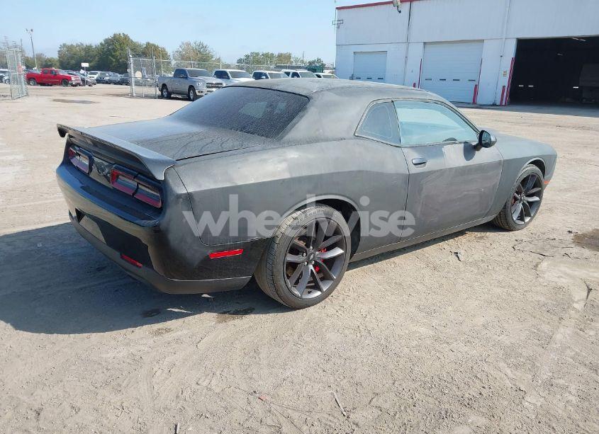 Photo 4 of 2019 Dodge Challenger R/T (VIN 2C3CDZBT9KH739108)
