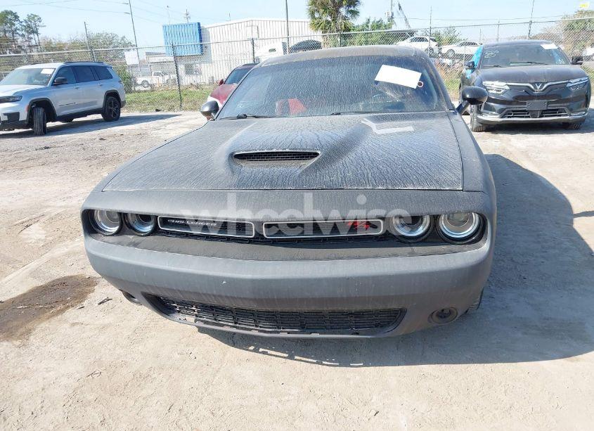 Photo 6 of 2019 Dodge Challenger R/T (VIN 2C3CDZBT9KH739108)