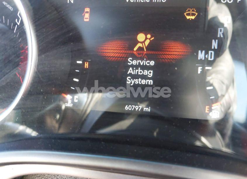 Photo 7 of 2019 Dodge Challenger R/T (VIN 2C3CDZBT9KH739108)