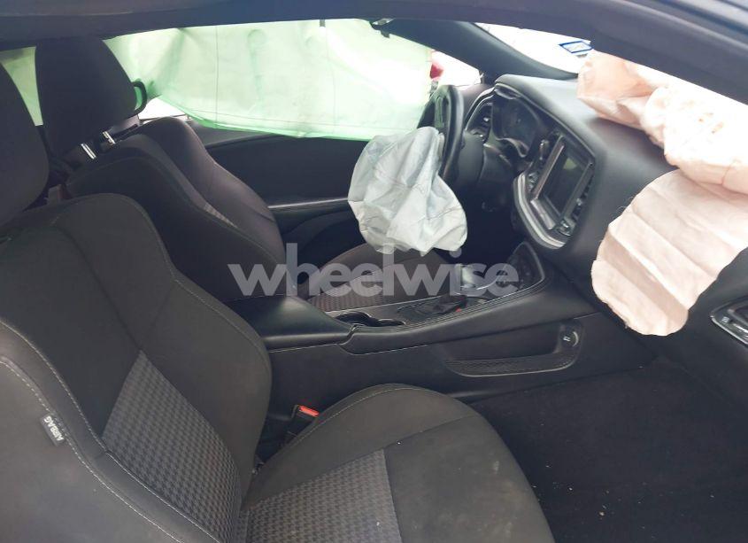 Photo 5 of 2020 Dodge Challenger R/T (VIN 2C3CDZBT9LH231027)