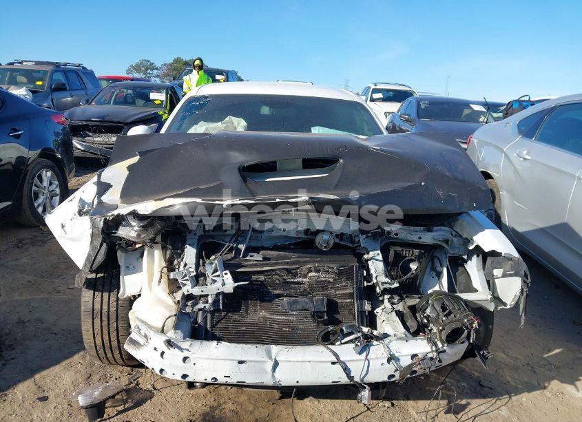 Photo 12 of 2021 Dodge Challenger R/T (VIN 2C3CDZBT9MH506400)