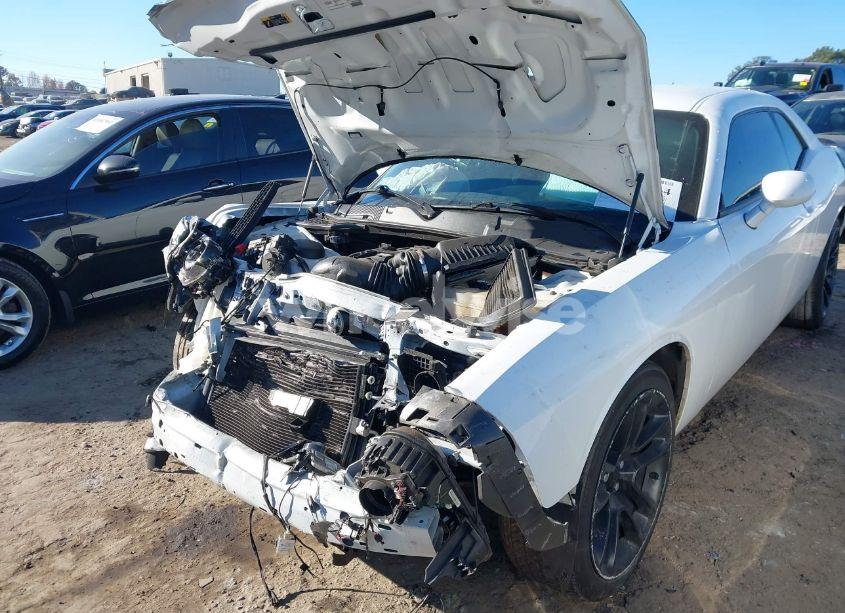 Photo 6 of 2021 Dodge Challenger R/T (VIN 2C3CDZBT9MH506400)