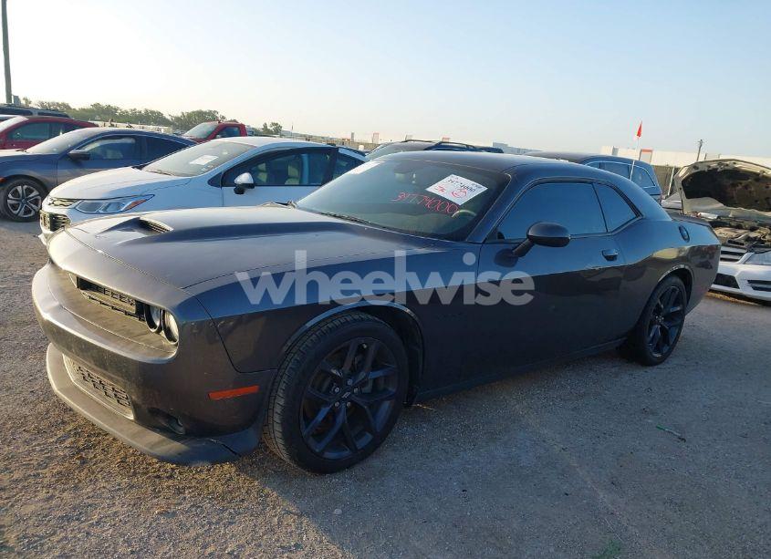 Photo 2 of 2021 Dodge Challenger R/T (VIN 2C3CDZBT9MH662727)