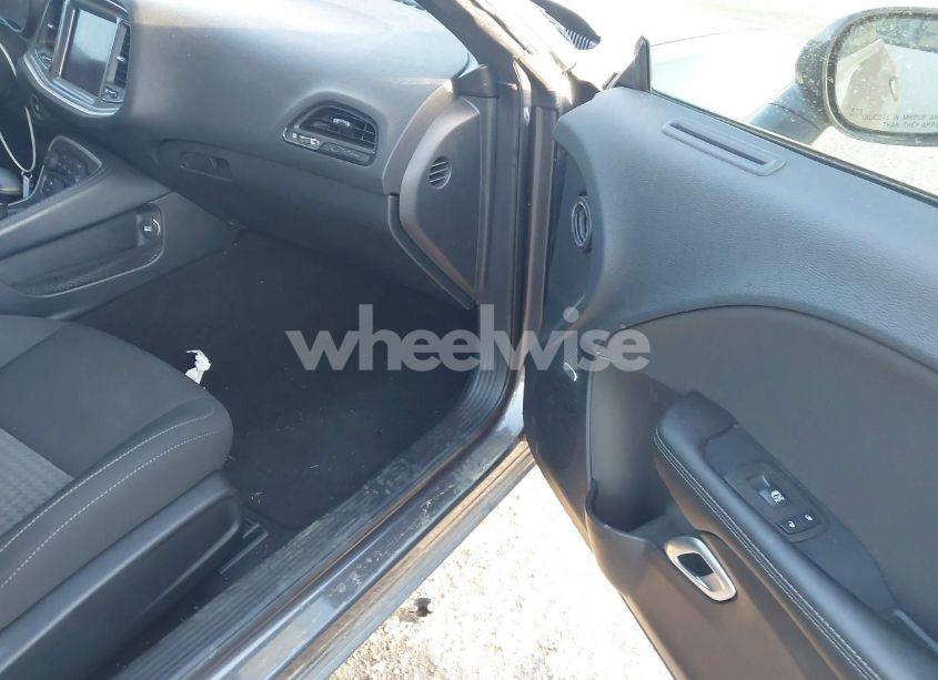 Photo 5 of 2021 Dodge Challenger R/T (VIN 2C3CDZBT9MH662727)