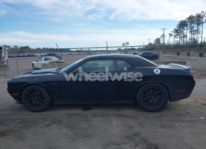 Photo 14 of 2015 Dodge Challenger R/T PLUS (VIN 2C3CDZBTXFH733095)