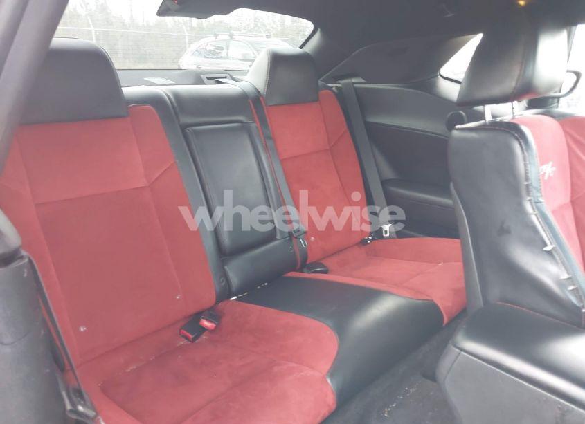 Photo 8 of 2015 Dodge Challenger R/T PLUS (VIN 2C3CDZBTXFH733095)