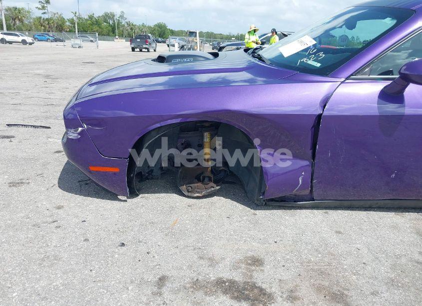 Photo 6 of 2016 Dodge Challenger R/T PLUS SHAKER (VIN 2C3CDZBTXGH191823)