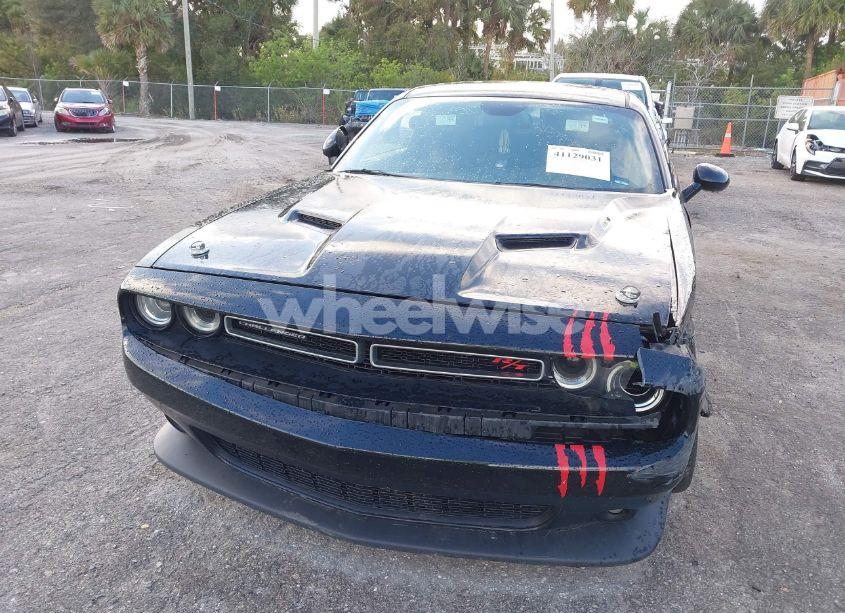 Photo 11 of 2016 Dodge Challenger R/T (VIN 2C3CDZBTXGH353577)