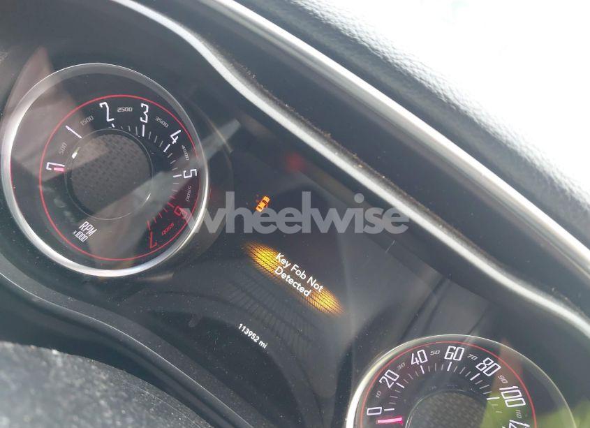 Photo 7 of 2016 Dodge Challenger R/T (VIN 2C3CDZBTXGH353577)