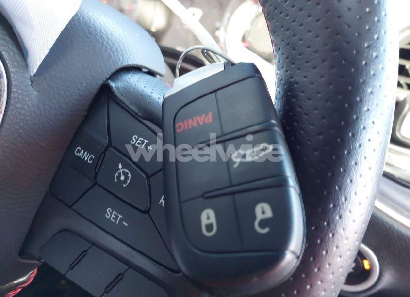 Photo 11 of 2017 Dodge Challenger R/T (VIN 2C3CDZBTXHH604888)