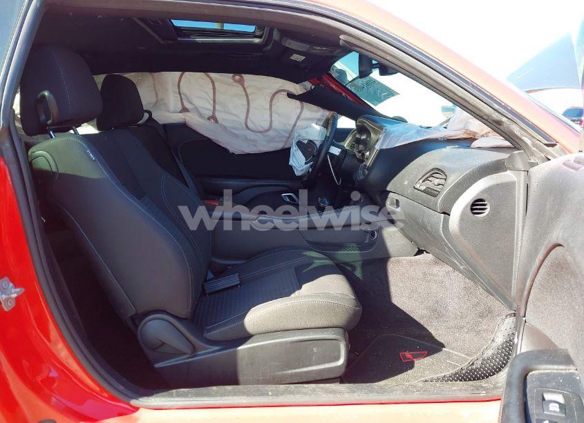 Photo 5 of 2017 Dodge Challenger R/T (VIN 2C3CDZBTXHH604888)