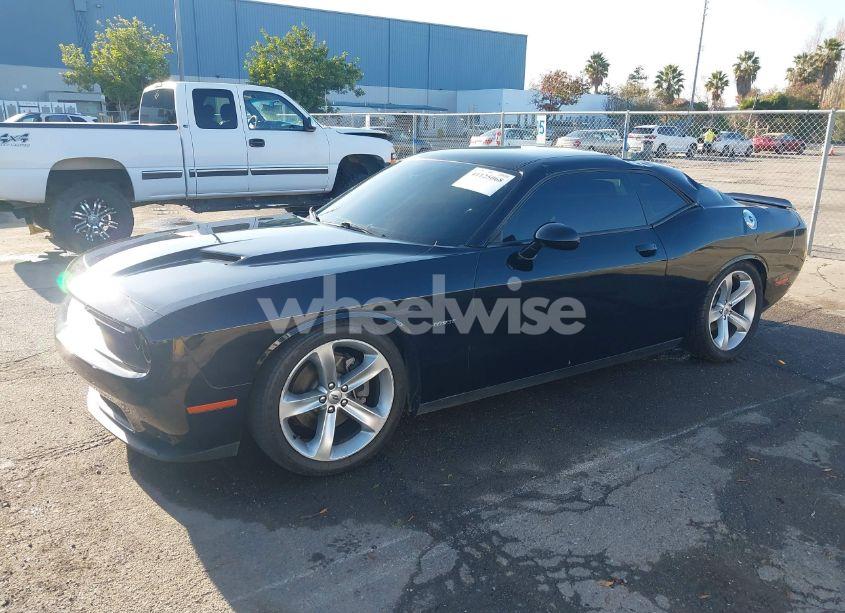 Photo 2 of 2018 Dodge Challenger R/T (VIN 2C3CDZBTXJH328296)