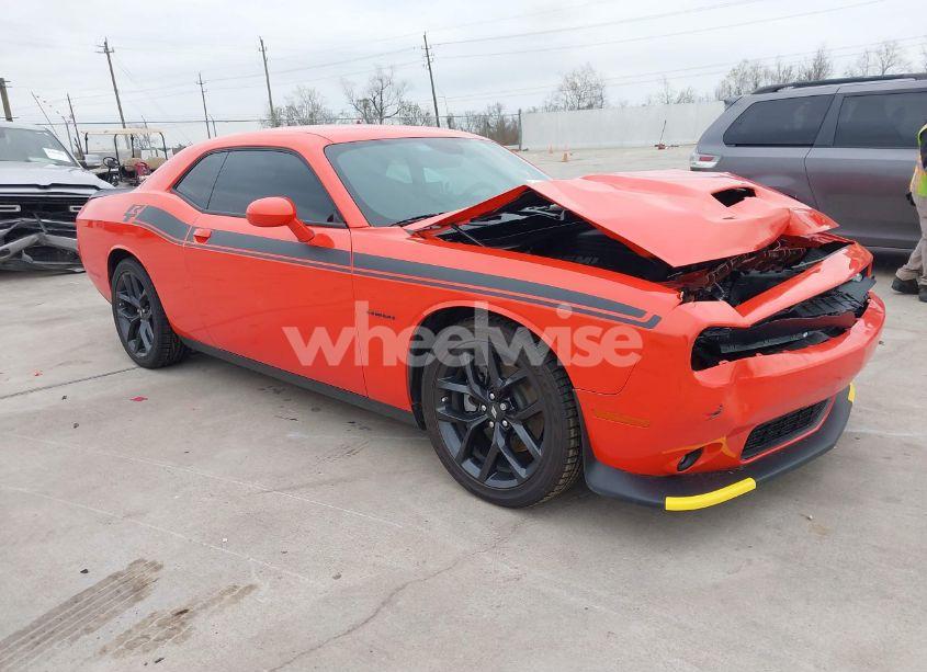 2022 Dodge Challenger R/T (VIN 2C3CDZBTXNH181242) main photo