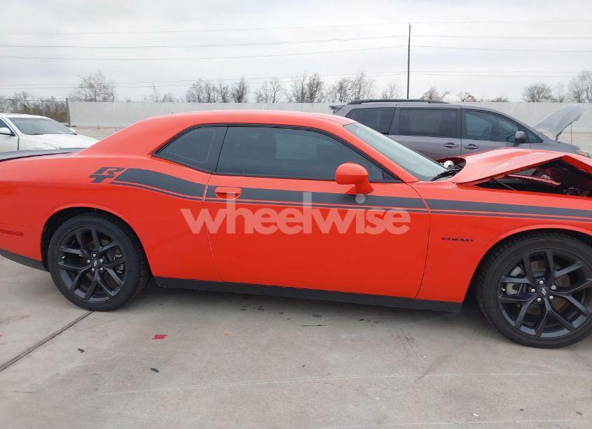 Photo 13 of 2022 Dodge Challenger R/T (VIN 2C3CDZBTXNH181242)