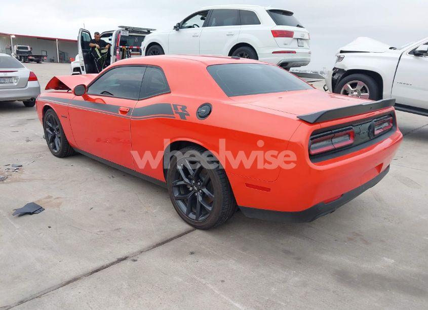 Photo 3 of 2022 Dodge Challenger R/T (VIN 2C3CDZBTXNH181242)